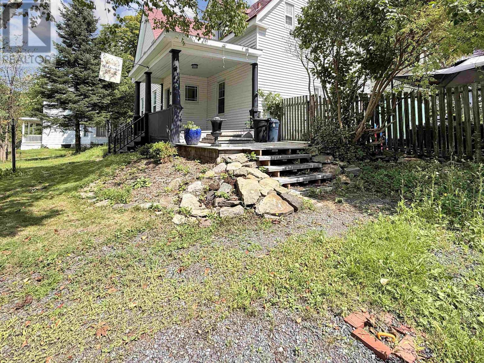 92 Mackay Street, New Glasgow, Nova Scotia  B2H 3H7 - Photo 28 - 202622043