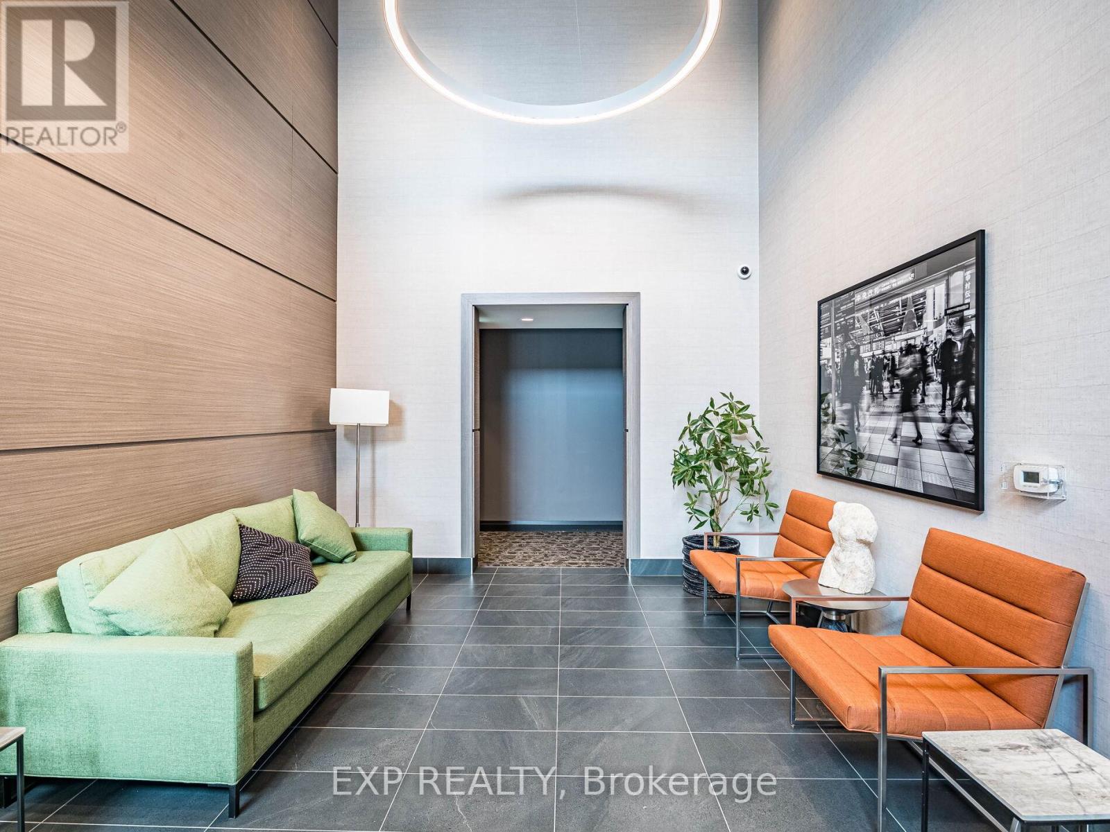 409 - 50 Kaitting Trail, Oakville, Ontario L6M 5N3 - Photo 4 - W13729574