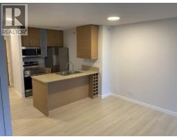 908 909 MAINLAND STREET, Vancouver, British Columbia