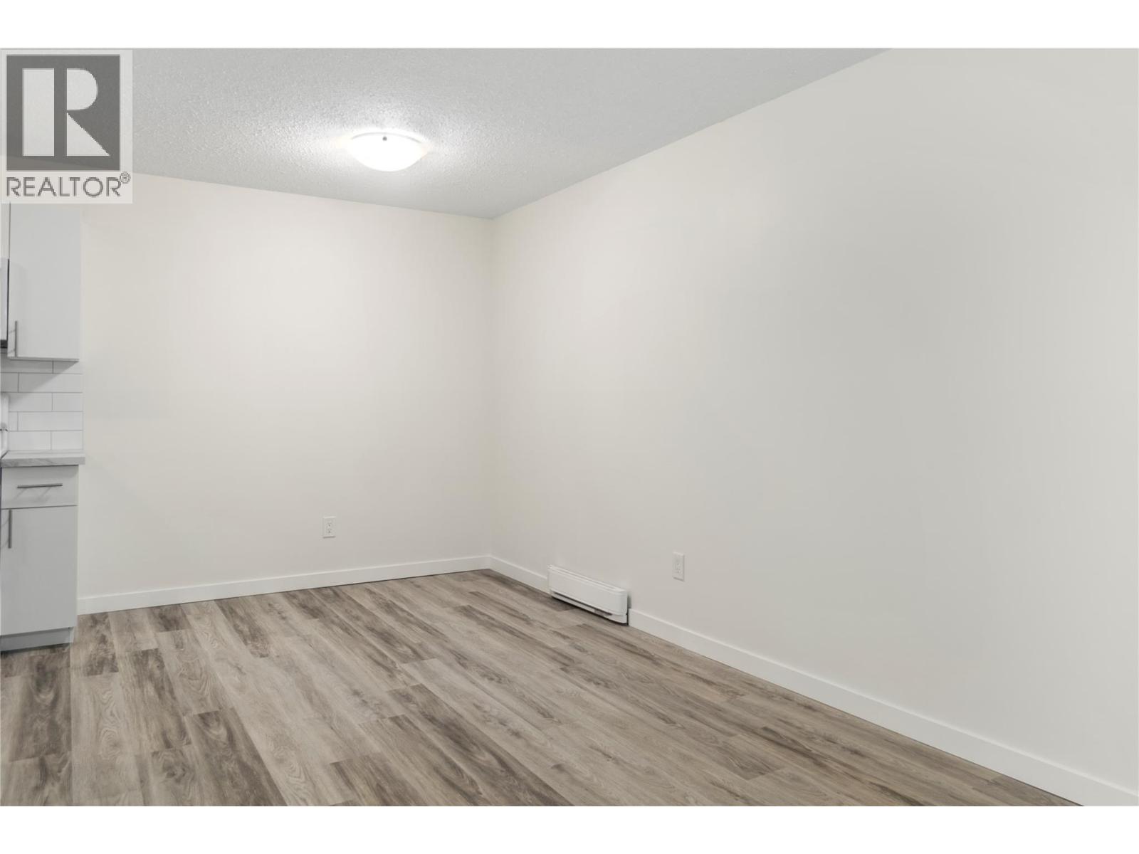 200 Gerstmar Road Unit# 11, Kelowna, British Columbia  V1X 4A7 - Photo 6 - 10399277