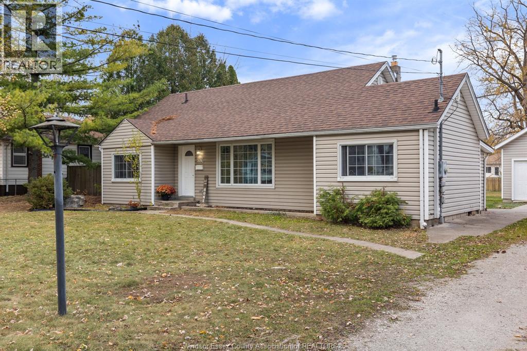 576 Ducharme, Windsor, Ontario  N9G 1K4 - Photo 3 - 26016027