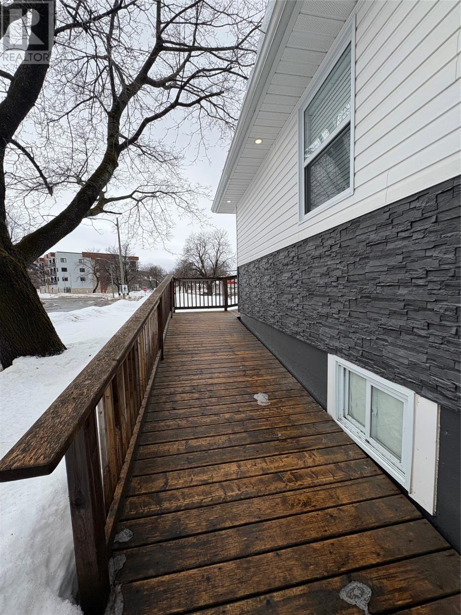 11 East Valley Road, Corner Brook — photo 5