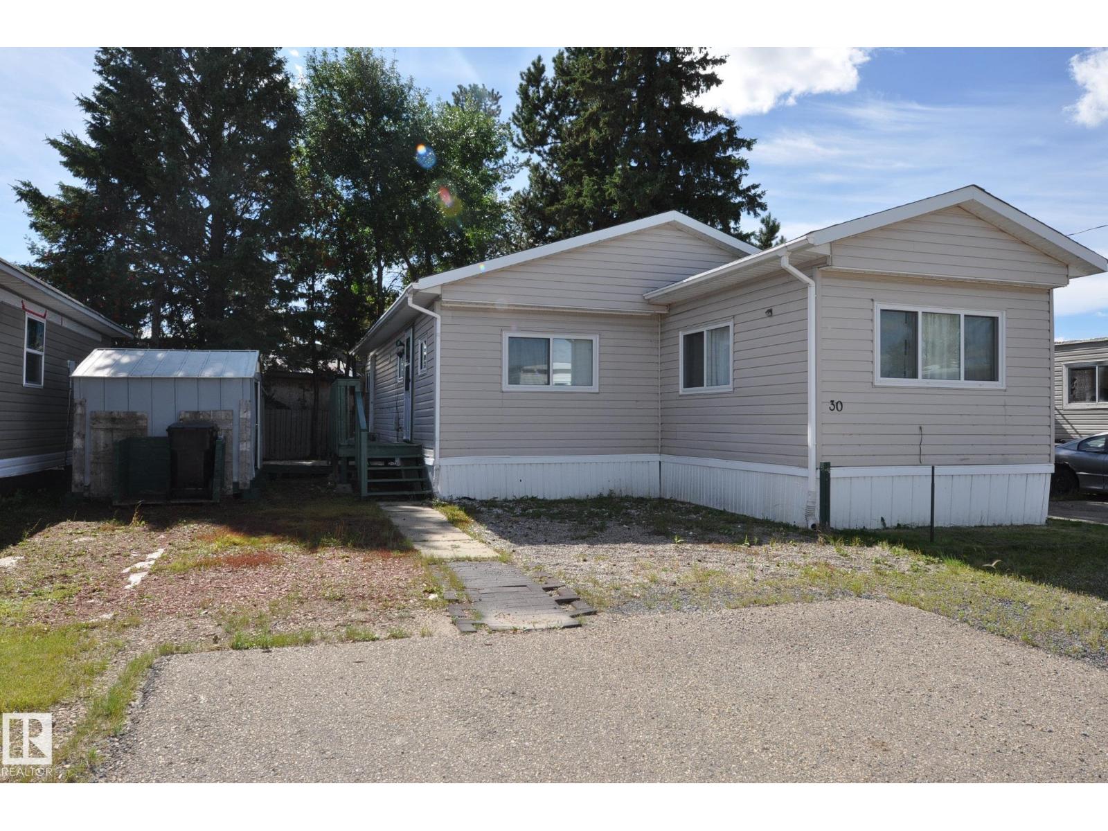 30 10401 101 A ST, Morinville, Alberta