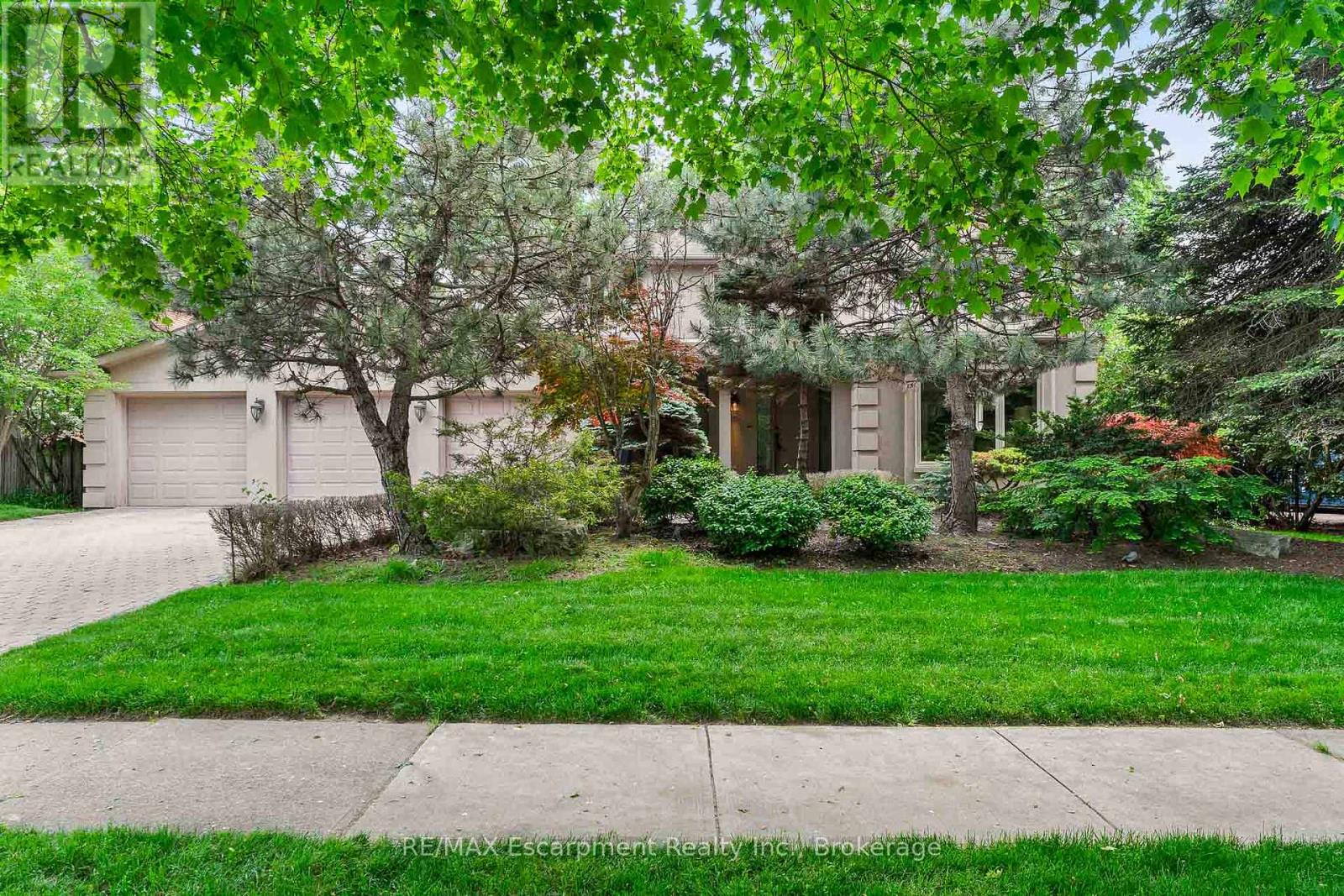 2372 Carrington Place, Oakville, Ontario  L6J 5P4 - Photo 2 - W13729598
