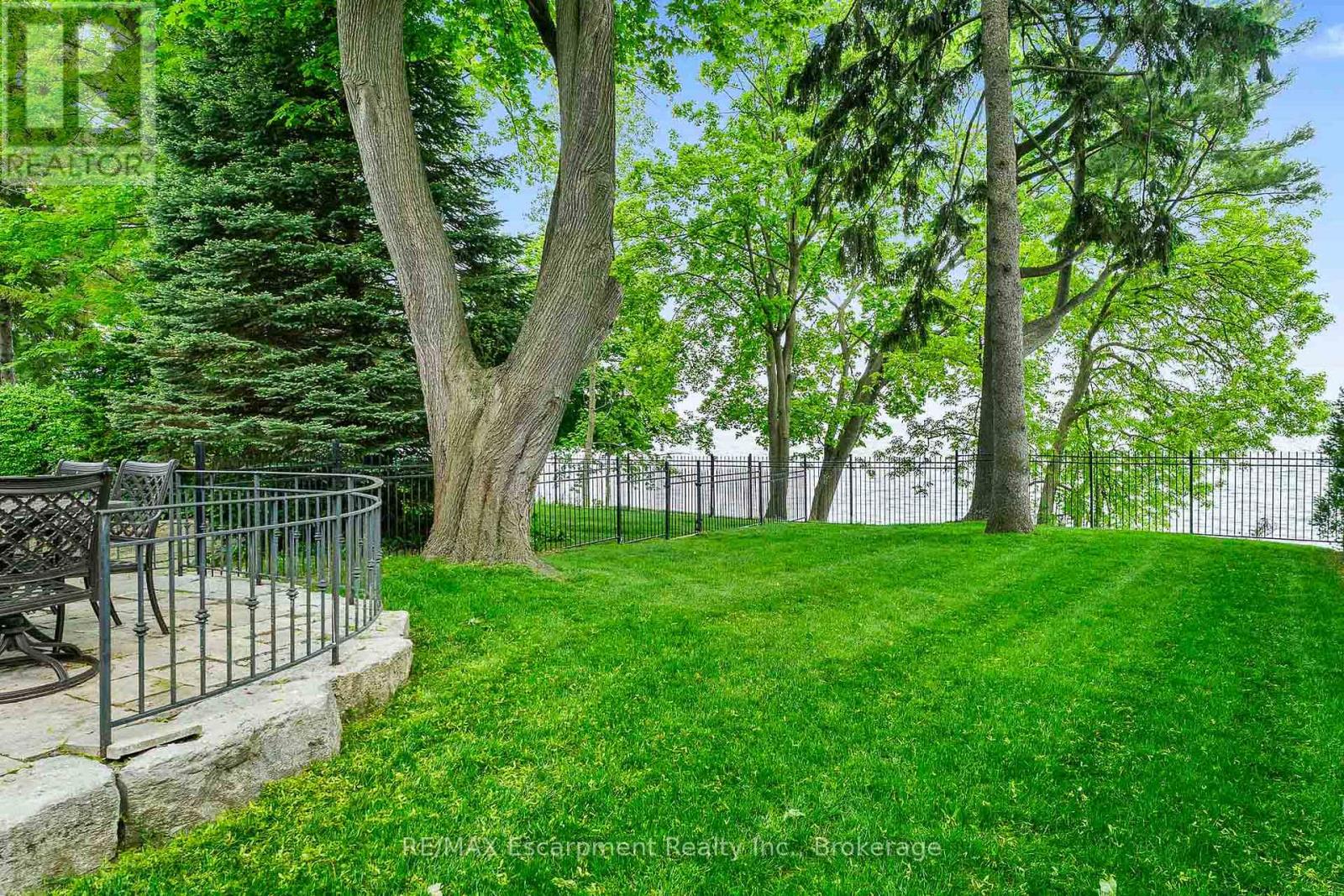 2372 Carrington Place, Oakville, Ontario  L6J 5P4 - Photo 35 - W13729598