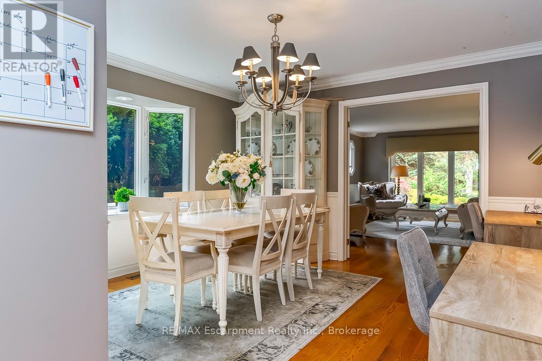 2372 Carrington Place, Oakville, Ontario  L6J 5P4 - Photo 7 - W13729598