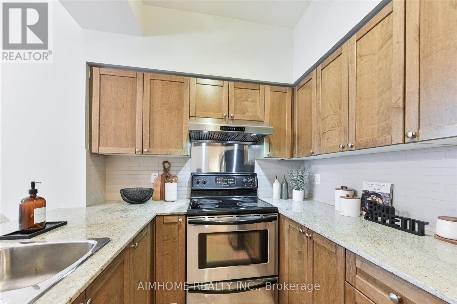 4505 - 763 Bay Street, Toronto, Ontario  M5G 2R3 - Photo 11 - C13729600