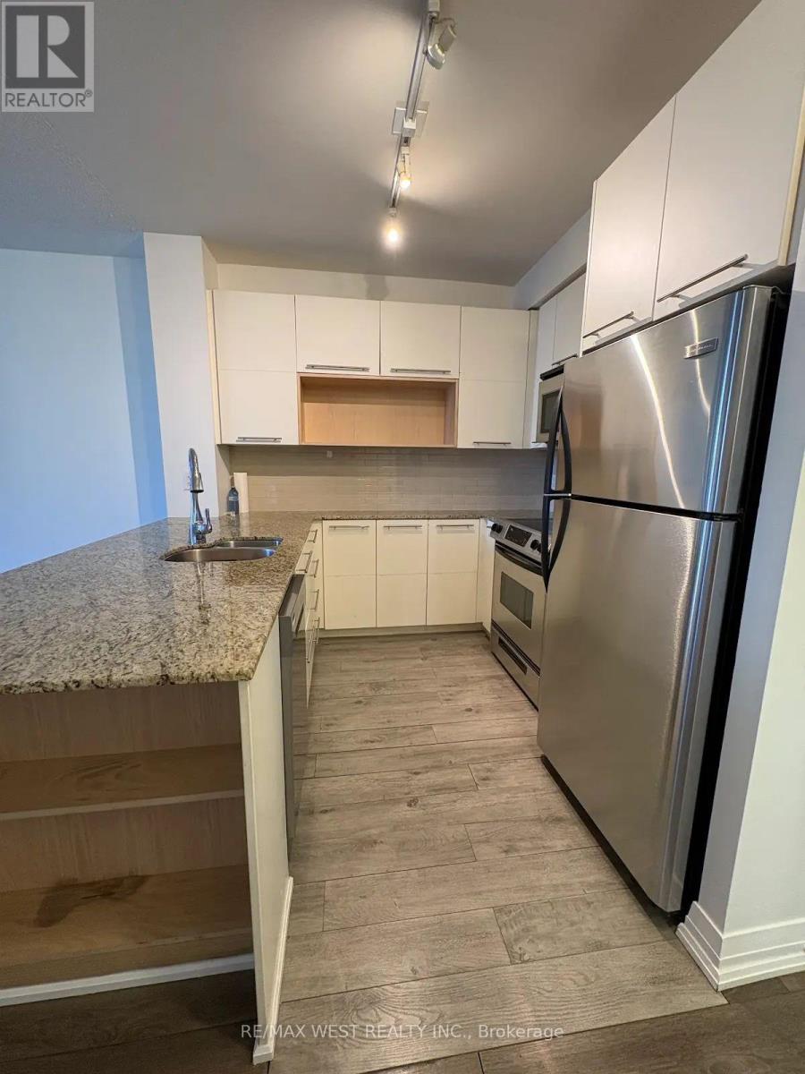 2209 - 21 Carlton Street, Toronto, Ontario  M5B 1L3 - Photo 3 - C13729614
