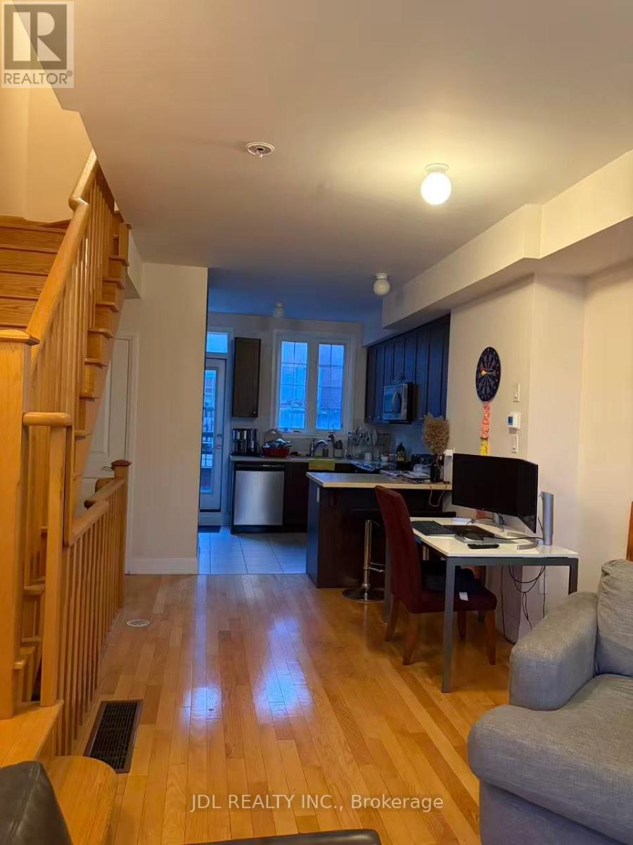 54 Raffeix Lane, Toronto, Ontario  M5A 0G5 - Photo 5 - C13729620