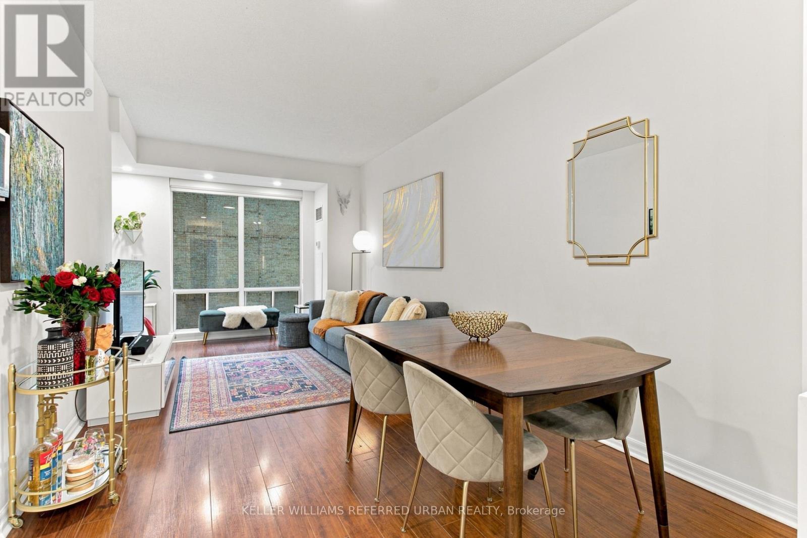 1809 - 300 BLOOR STREET E, Toronto, Ontario