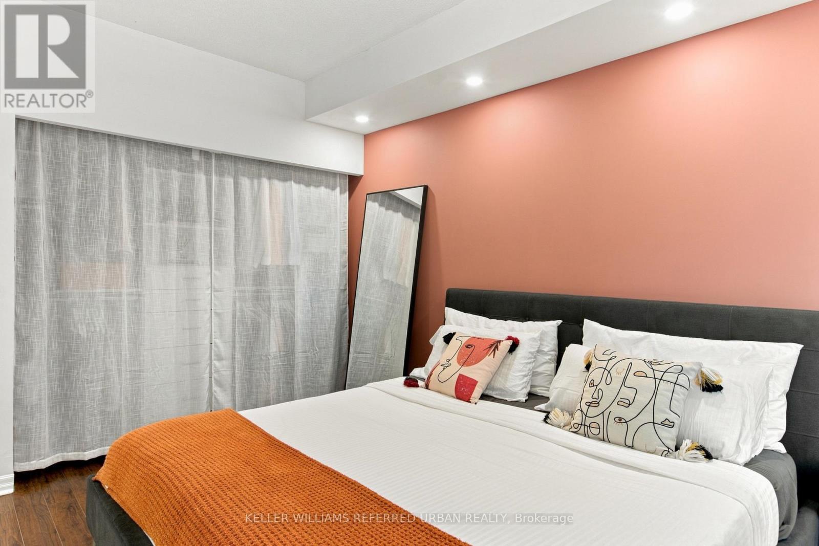1809 - 300 Bloor Street E, Toronto, Ontario  M4W 3Y2 - Photo 18 - C13729636