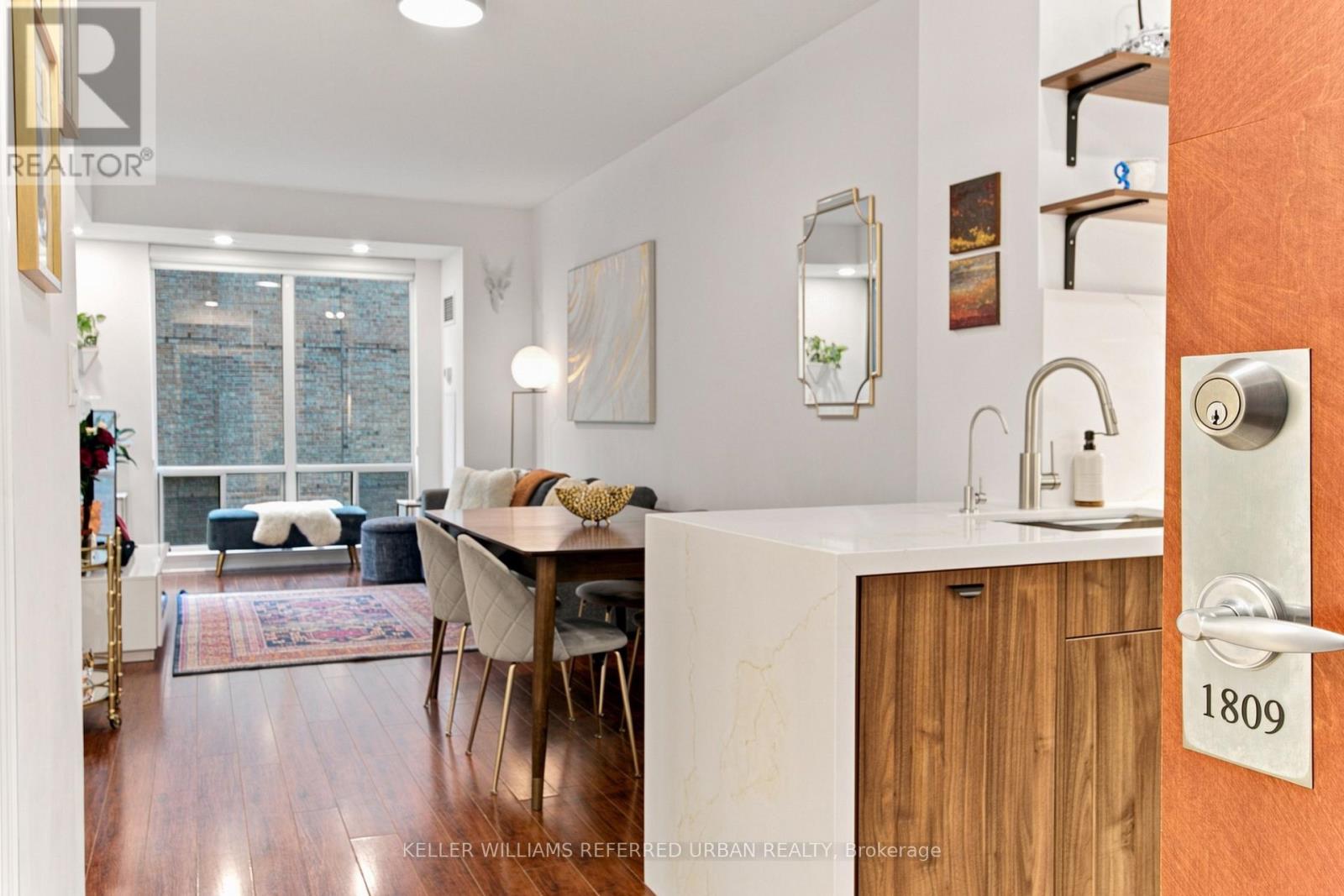 1809 - 300 Bloor Street E, Toronto, Ontario  M4W 3Y2 - Photo 2 - C13729636