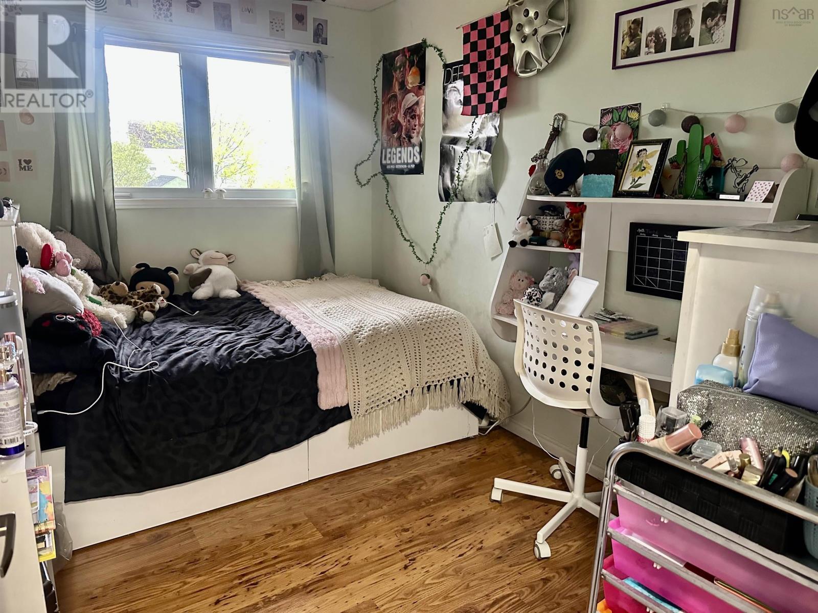 picture 25