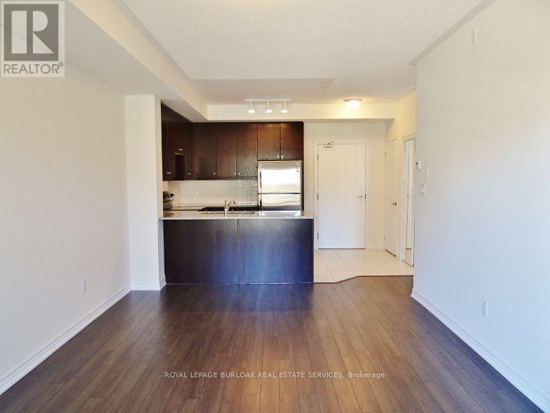218 - 570 Lolita Gardens, Mississauga, Ontario  L5A 0A1 - Photo 3 - W13729626