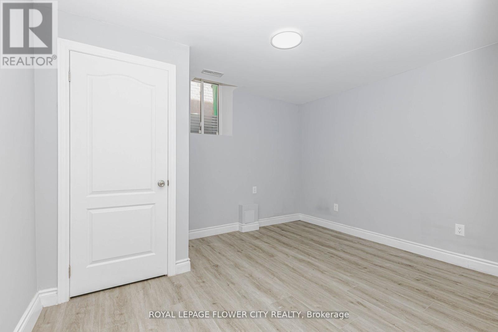 57 Dotchson Avenue, Caledon, Ontario  L7C 4G7 - Photo 36 - W13729630