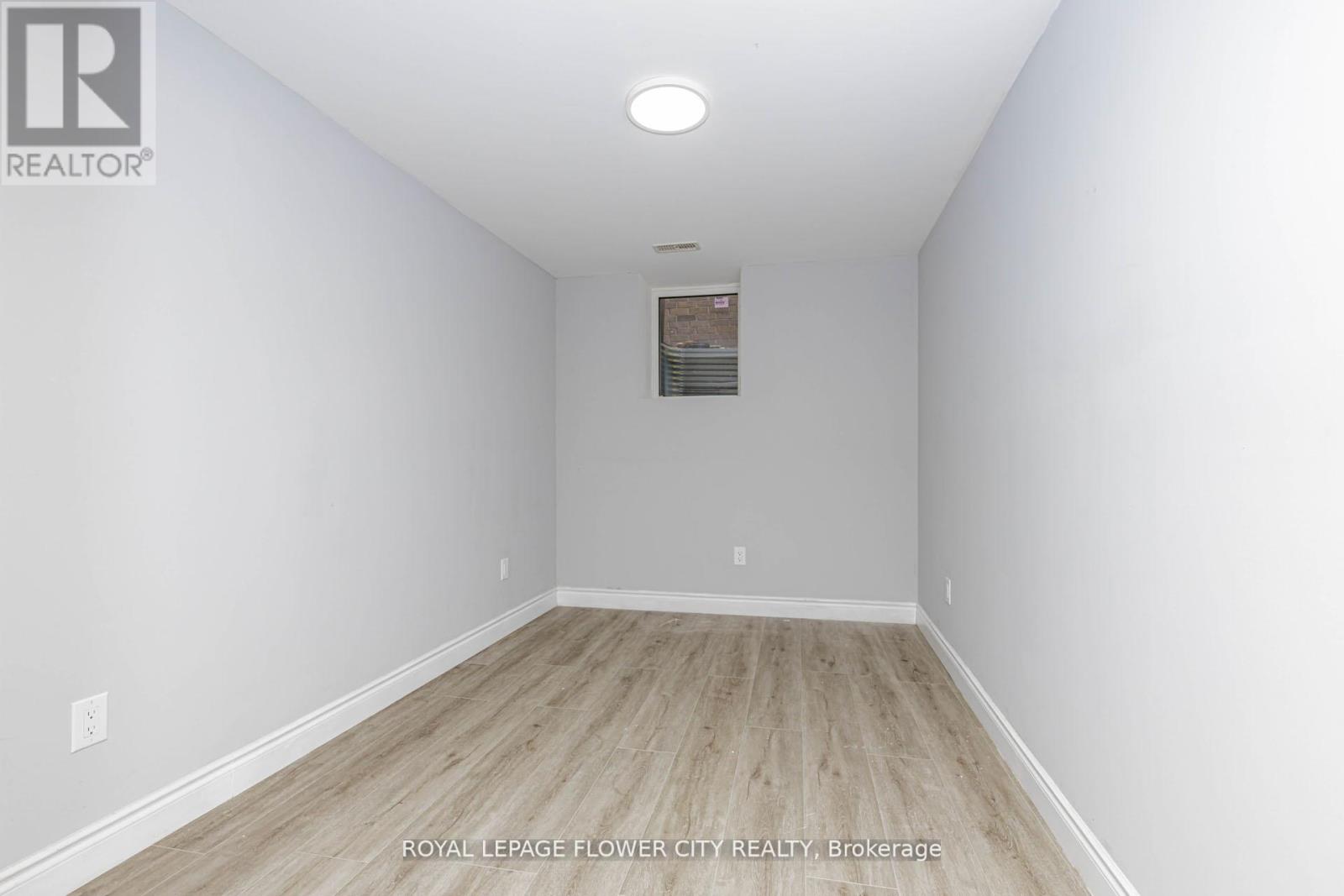 57 Dotchson Avenue, Caledon, Ontario  L7C 4G7 - Photo 38 - W13729630