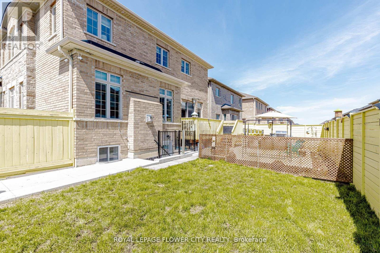 57 Dotchson Avenue, Caledon, Ontario  L7C 4G7 - Photo 41 - W13729630
