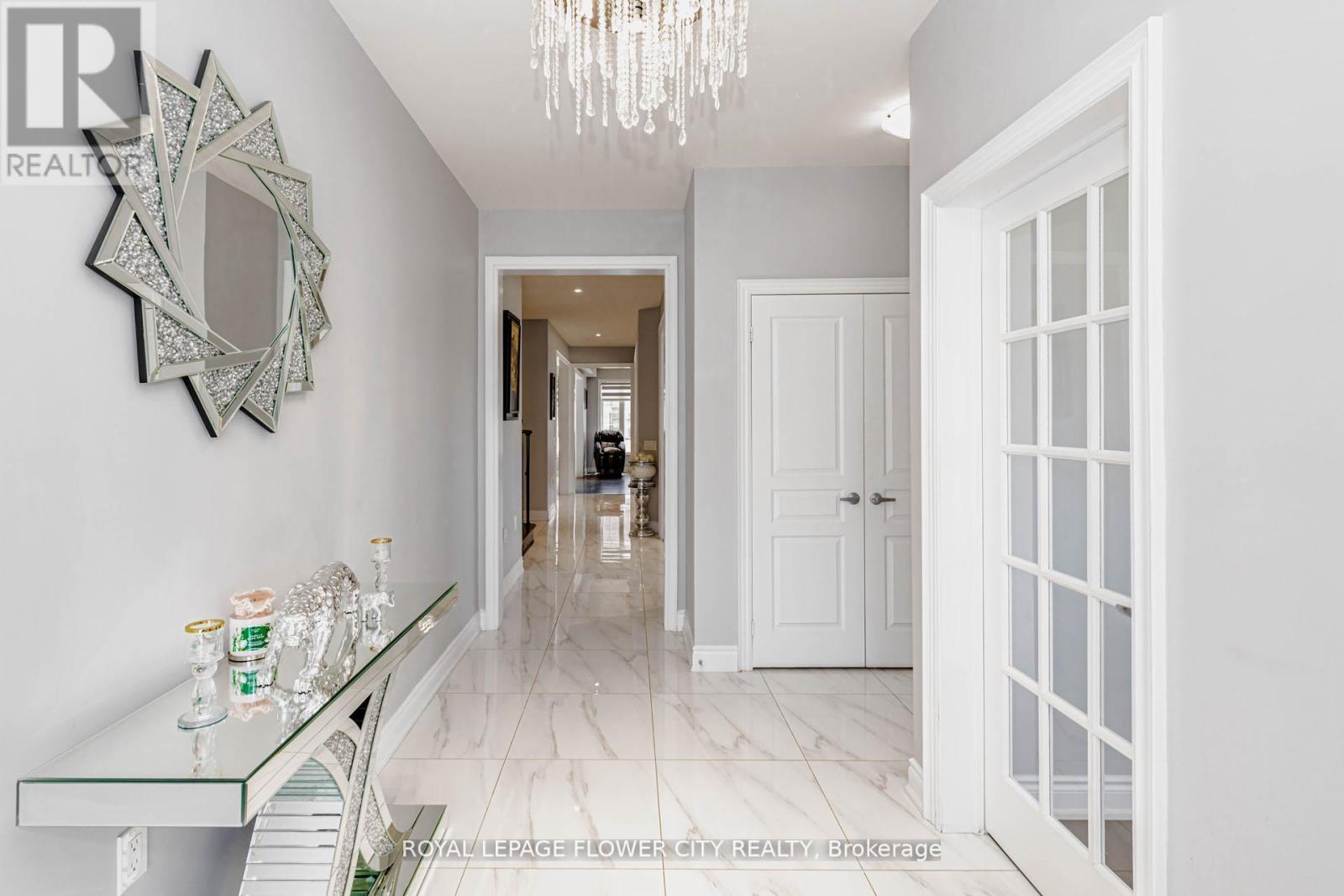 57 Dotchson Avenue, Caledon, Ontario  L7C 4G7 - Photo 5 - W13729630