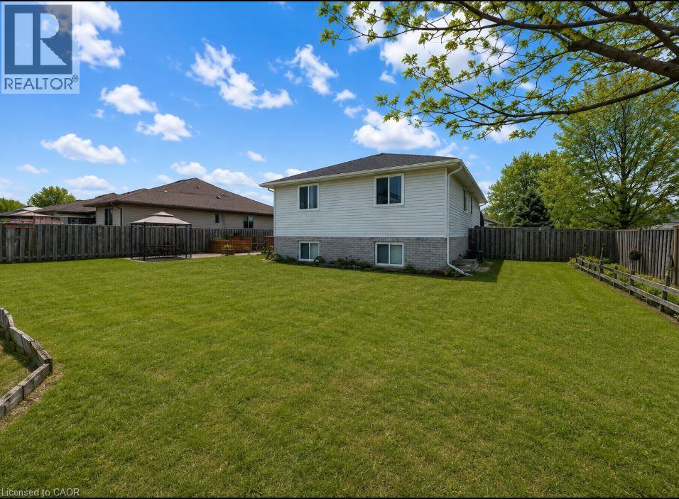 77 Schuyler Street, Brant County, Ontario  N3L 4C8 - Photo 13 - 40859512