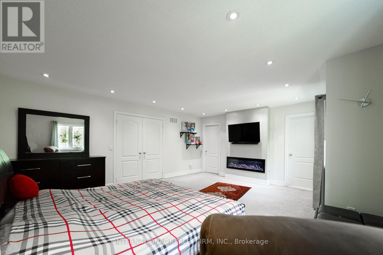 74 Regatta Avenue, Richmond Hill, Ontario  L4E 4R1 - Photo 16 - N13729040