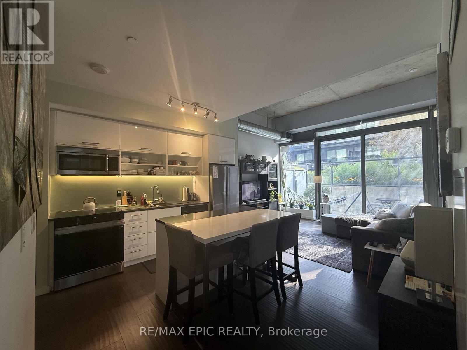 305 - 32 Trolley Crescent, Toronto, Ontario M5A 0E9 - Photo 4 - C13729662