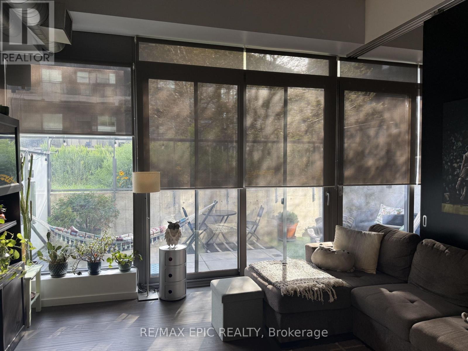 305 - 32 Trolley Crescent, Toronto, Ontario M5A 0E9 - Photo 6 - C13729662