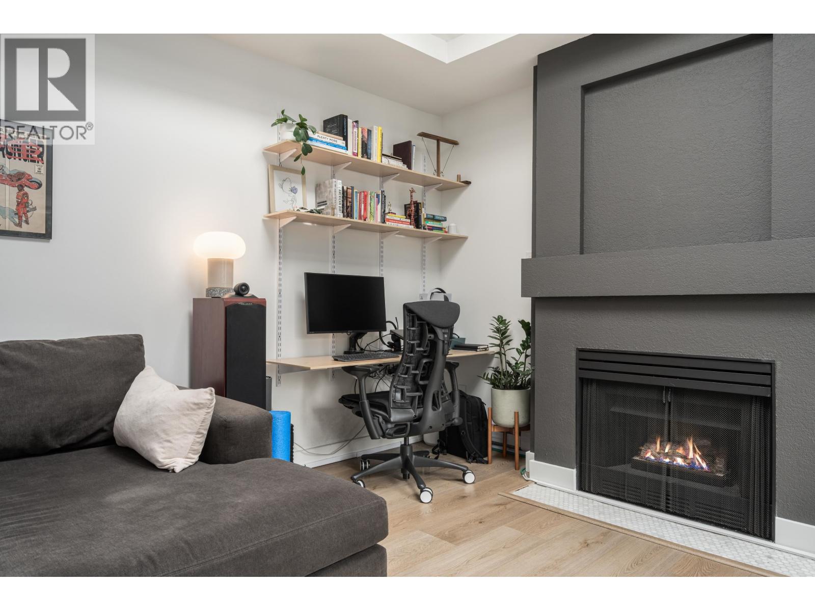 407 1333 W 7th Avenue, Vancouver, British Columbia  V6H 1B8 - Photo 2 - R3160238