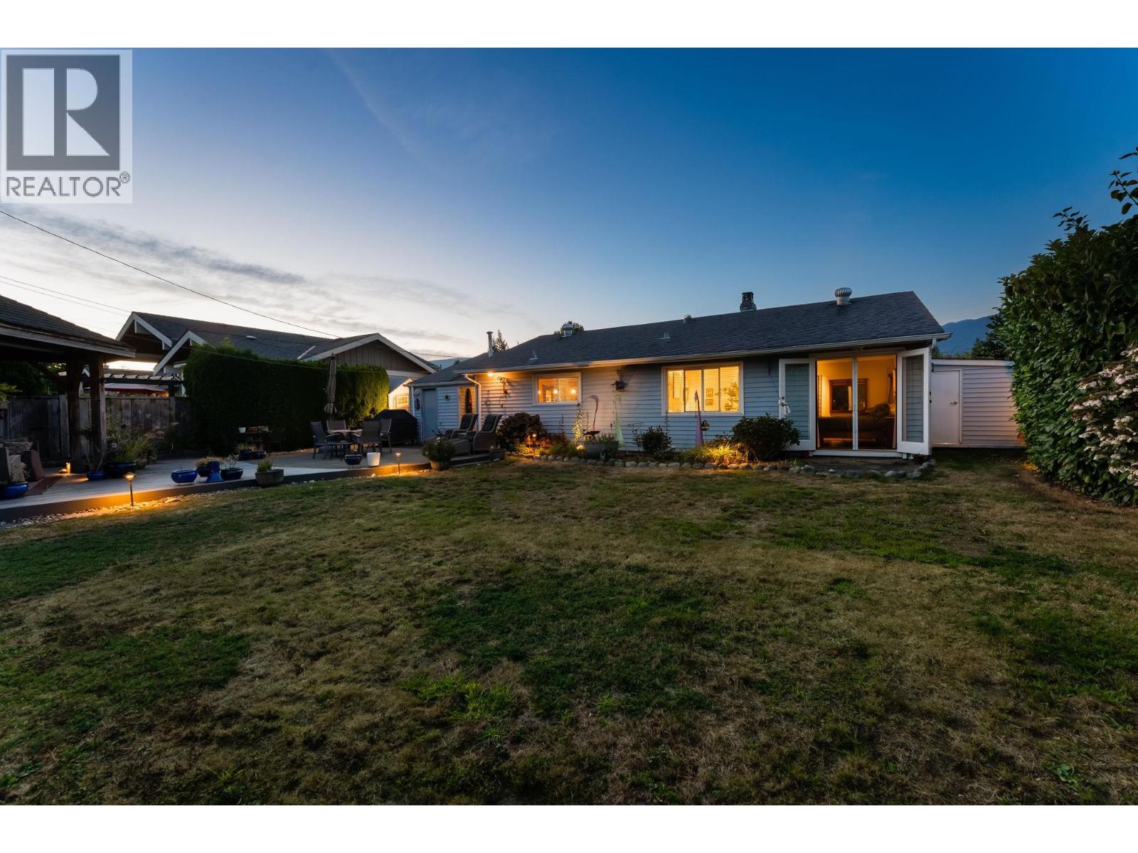 1283 Pinewood Crescent, North Vancouver, British Columbia  V7P 1G1 - Photo 8 - R3160257