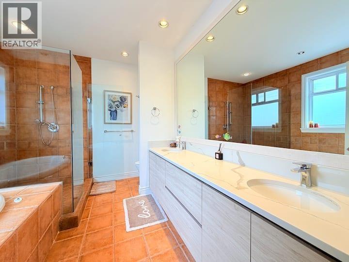 8671 Carrick Road, Richmond, British Columbia  V7C 3P5 - Photo 15 - R3160252