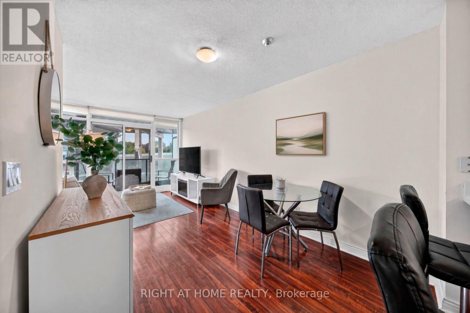 321 - 231 Fort York Boulevard, Toronto, Ontario M5V 1B2 - Photo 4 - C13729504