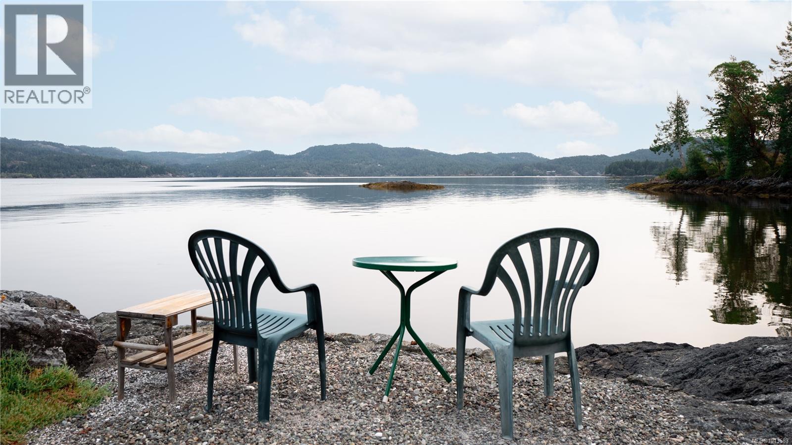 6320 East Sooke Rd, Sooke, British Columbia V9Z 1A1 - Photo 2 - 1013583
