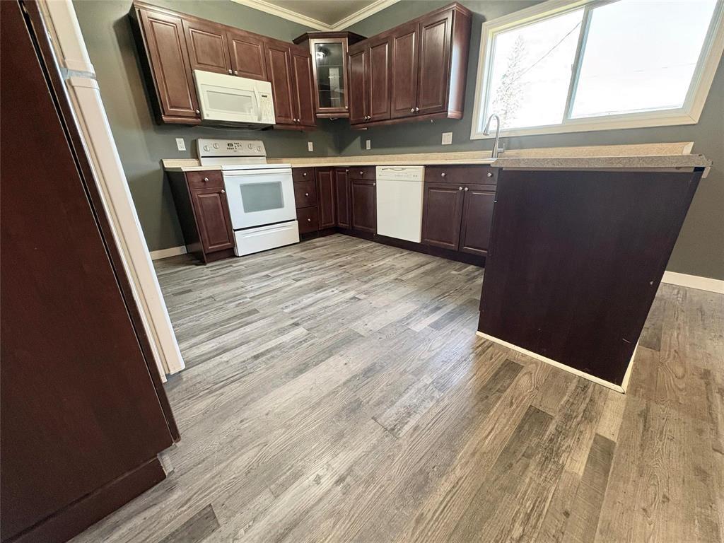 43 2nd Avenue SW, Minnedosa, Manitoba  R0J 1E0 - Photo 1 - 202615043