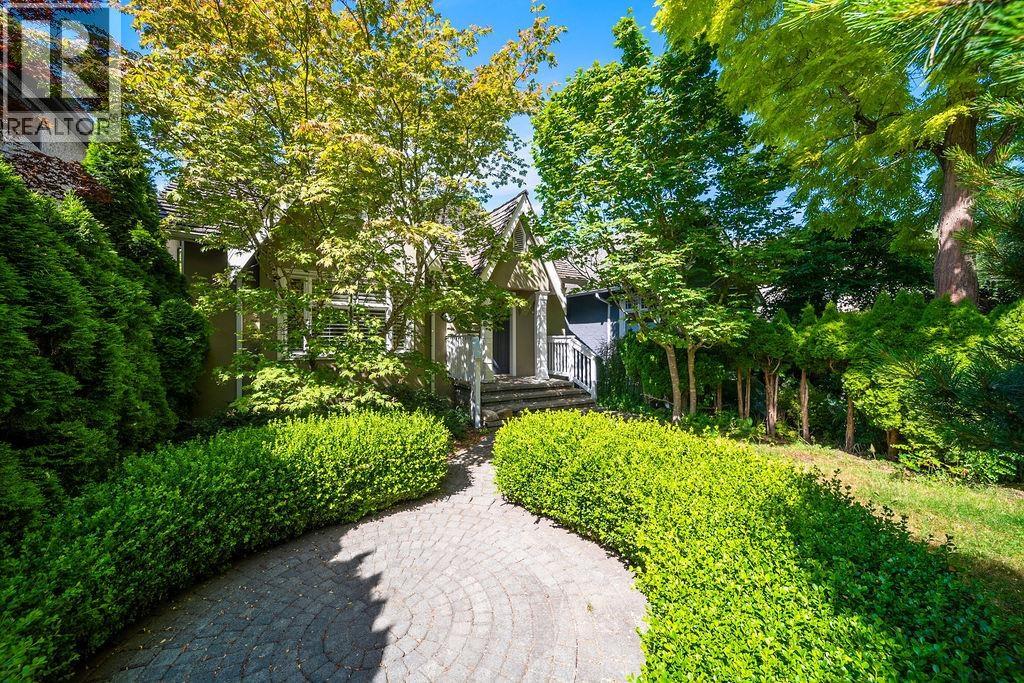 4549 W 12th Avenue, Vancouver, British Columbia  V6R 2R4 - Photo 3 - R3144858