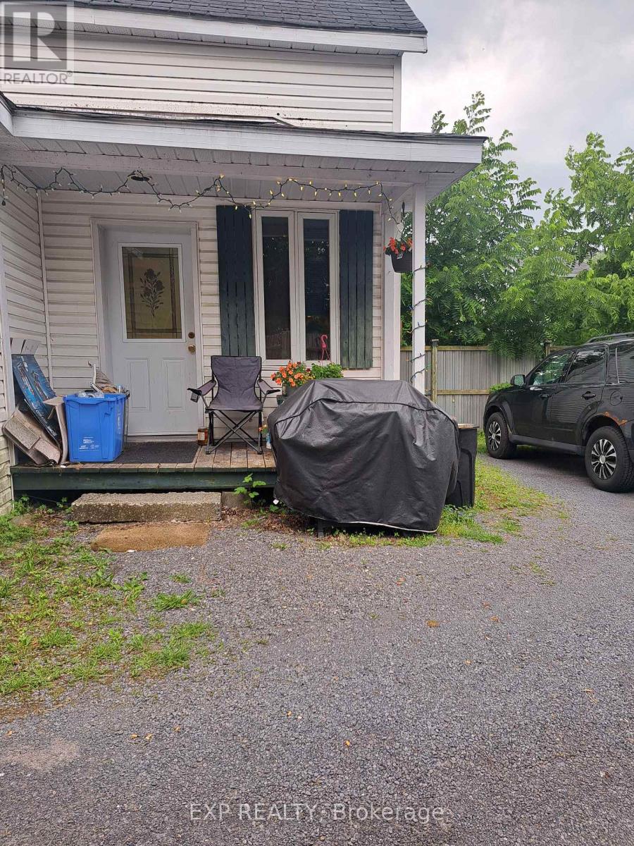 19 Kenyon Street W, North Glengarry, Ontario  K0C 1A0 - Photo 7 - X13577230
