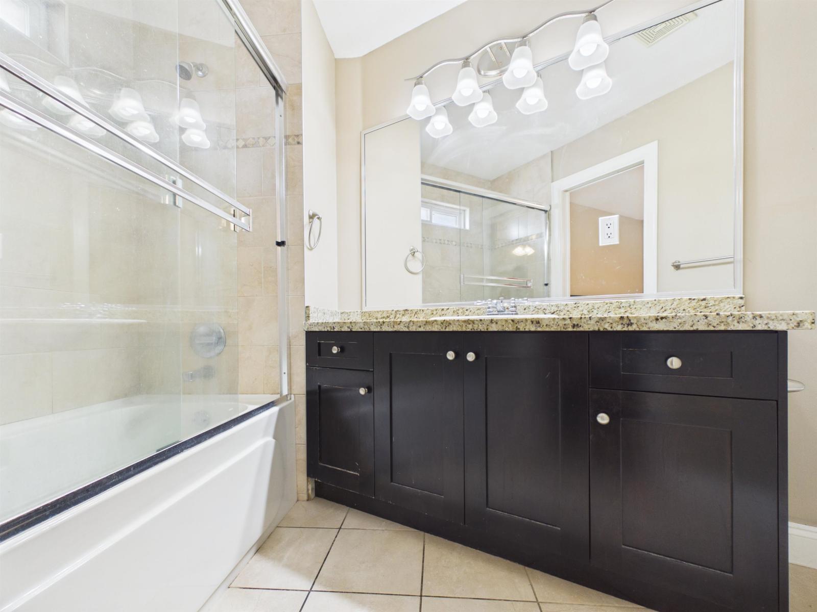 14585 59a Avenue, Surrey, British Columbia  V3S 7B5 - Photo 24 - R3160198