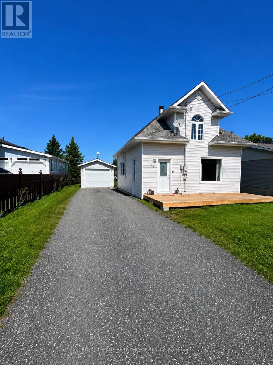 301 Albert Street, Temiskaming Shores, Ontario  P0J 1K0 - Photo 2 - T13729704