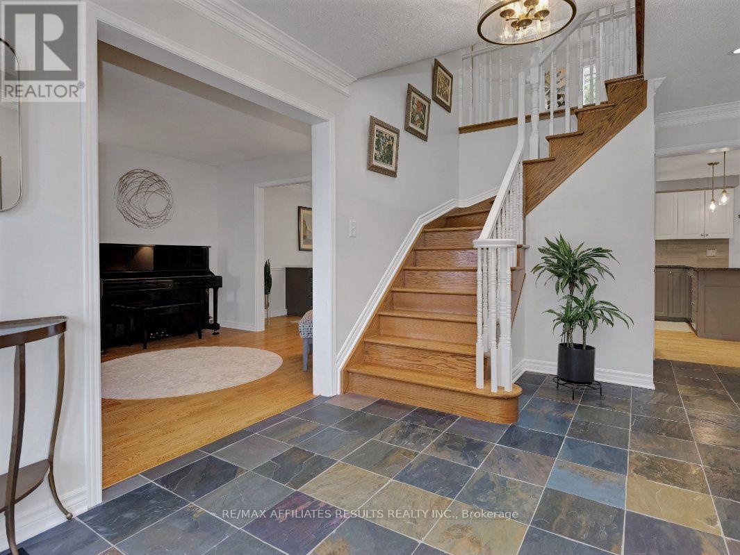 39 Kyle Avenue, Ottawa, Ontario  K2S 1G9 - Photo 6 - X13729688