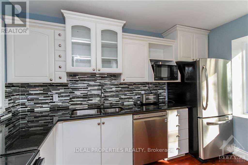 54 Thornbury Crescent, Ottawa, Ontario  K2G 6C4 - Photo 11 - X13729718