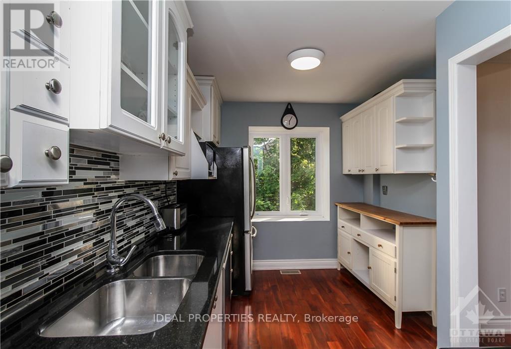 54 Thornbury Crescent, Ottawa, Ontario  K2G 6C4 - Photo 12 - X13729718