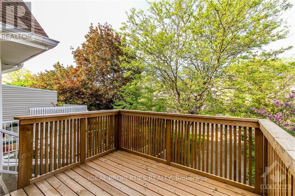 54 Thornbury Crescent, Ottawa, Ontario  K2G 6C4 - Photo 3 - X13729718