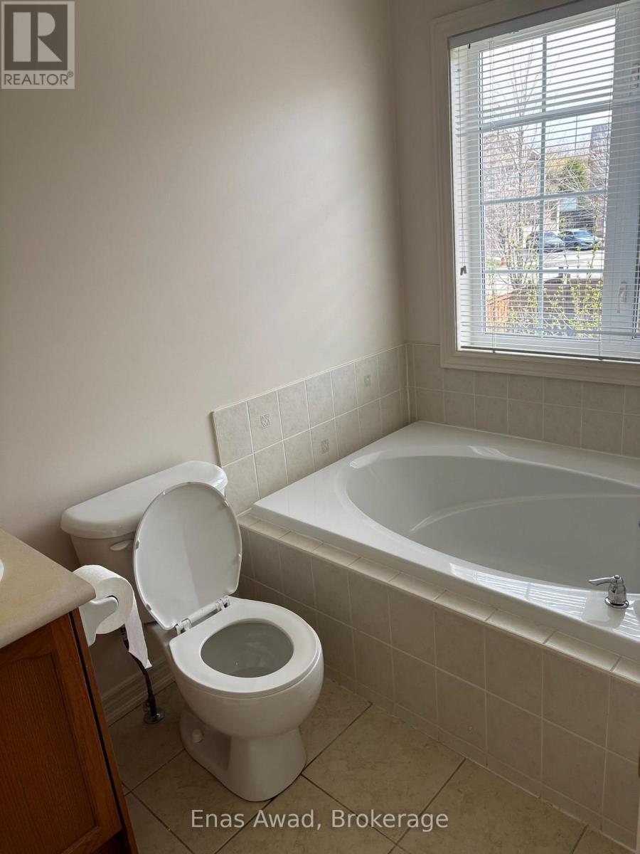 70 Churchill Street, Waterloo, Ontario  N2L 2X2 - Photo 10 - X13729702