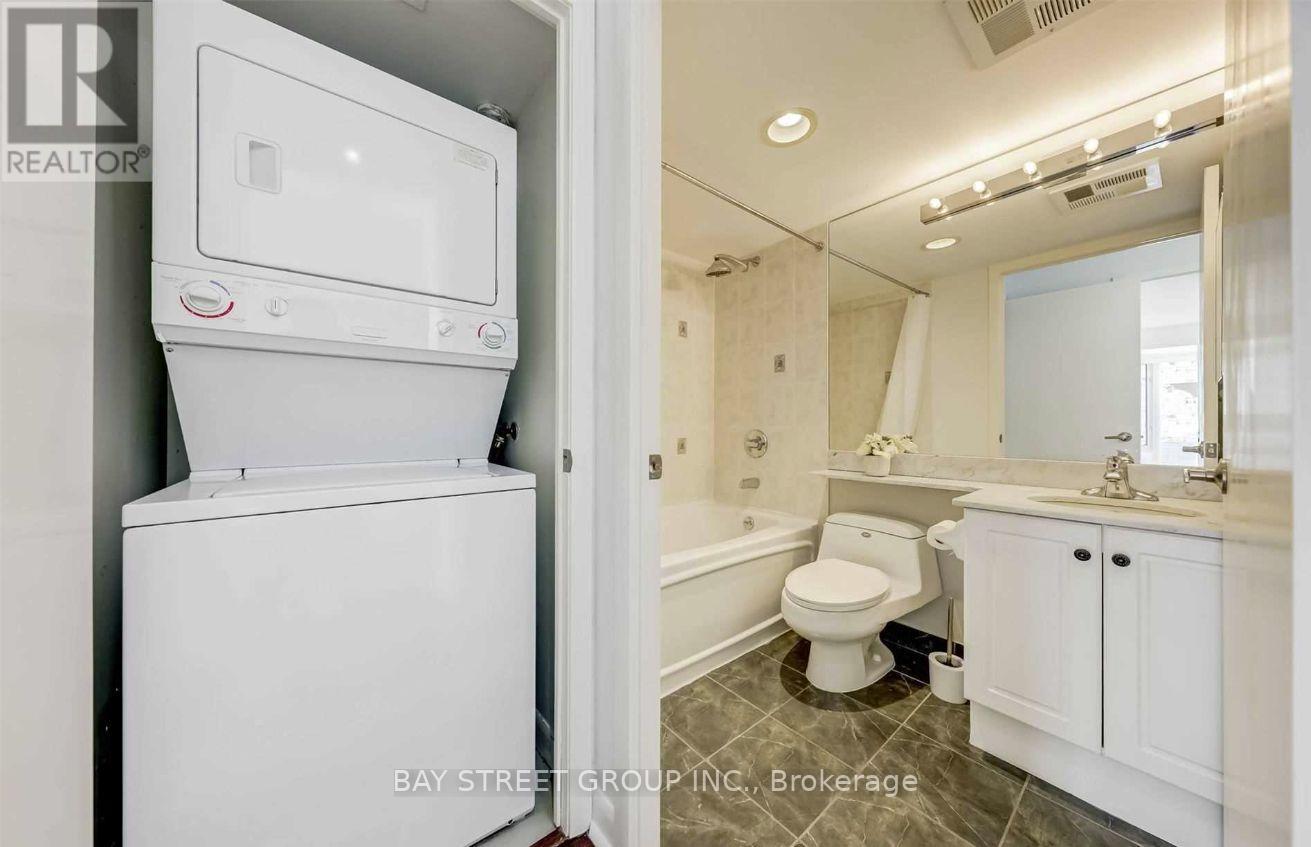 2006 - 210 Victoria Street, Toronto, Ontario  M5B 2R3 - Photo 10 - C13729664