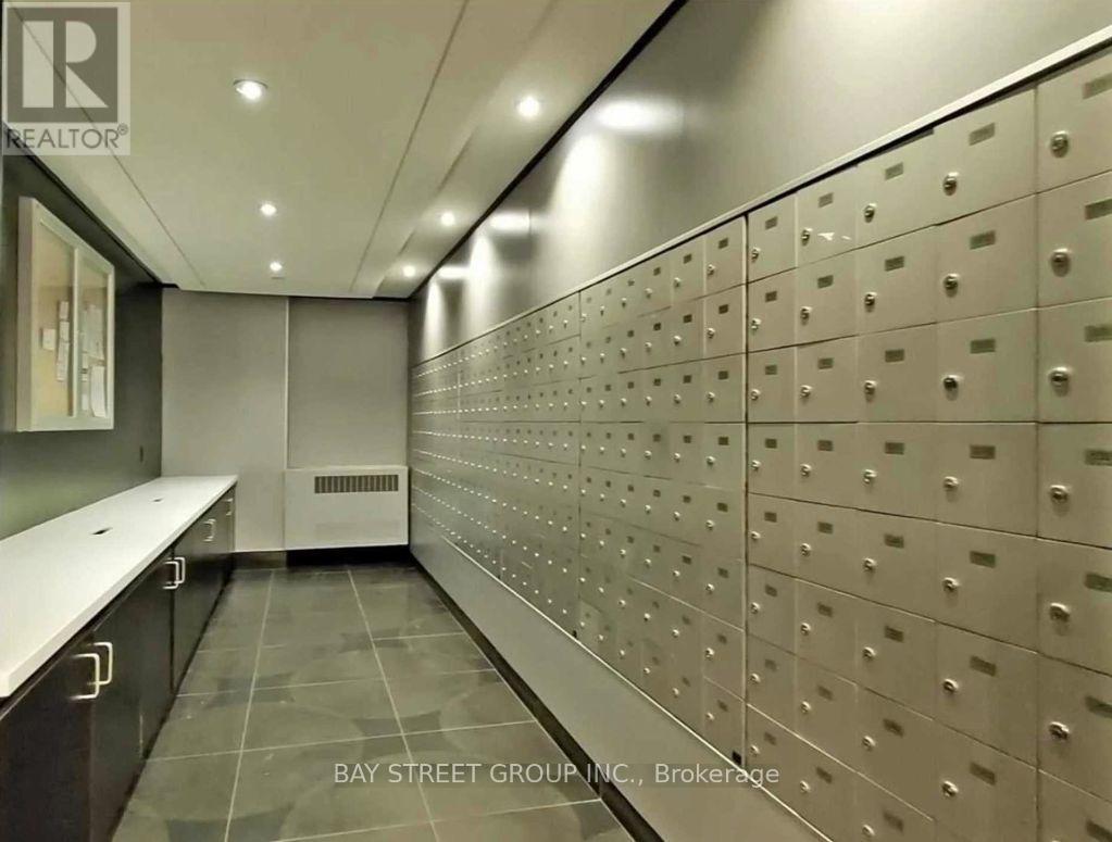 2006 - 210 Victoria Street, Toronto, Ontario  M5B 2R3 - Photo 16 - C13729664