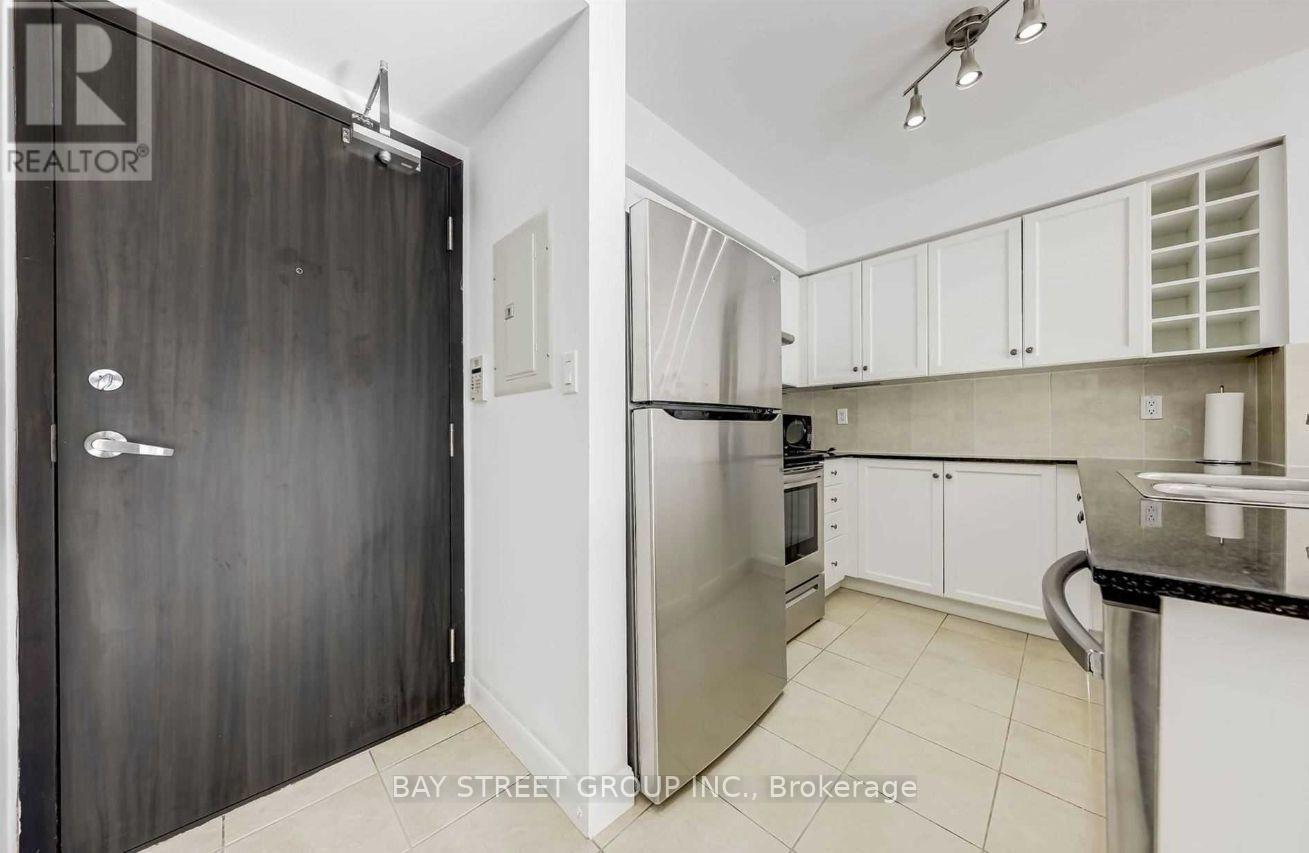 2006 - 210 Victoria Street, Toronto, Ontario  M5B 2R3 - Photo 7 - C13729664