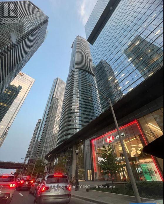 6709 - 14 YORK STREET, Toronto, Ontario