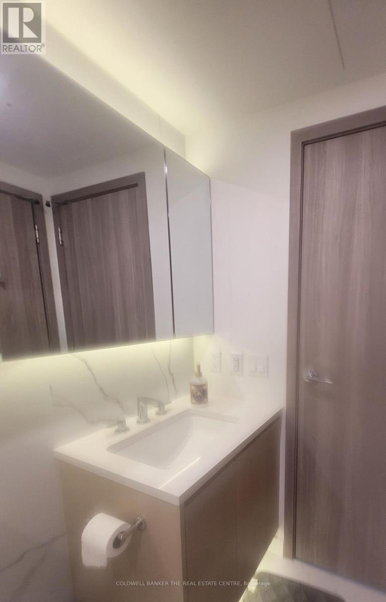 5501 - 3 Concord City Place Way W, Toronto, Ontario  M5V 0X4 - Photo 15 - C13729684