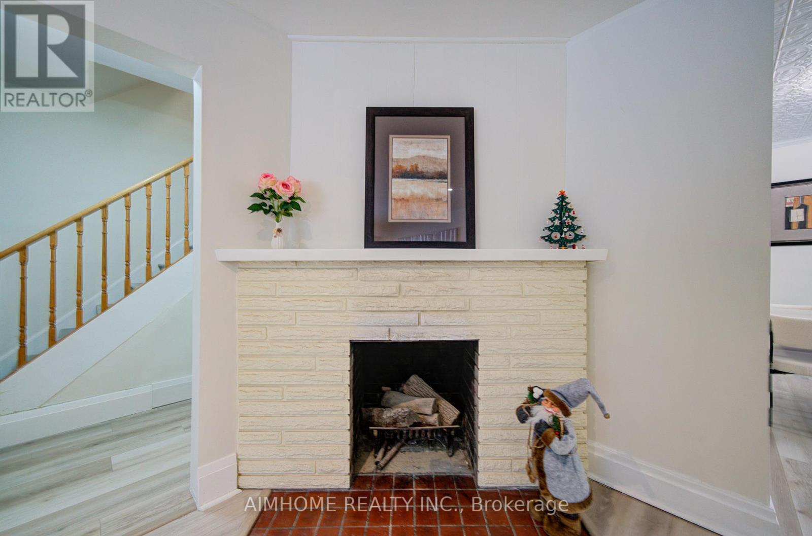 222 Richmond Street, Richmond Hill, Ontario  L4C 3Y8 - Photo 12 - N13638440