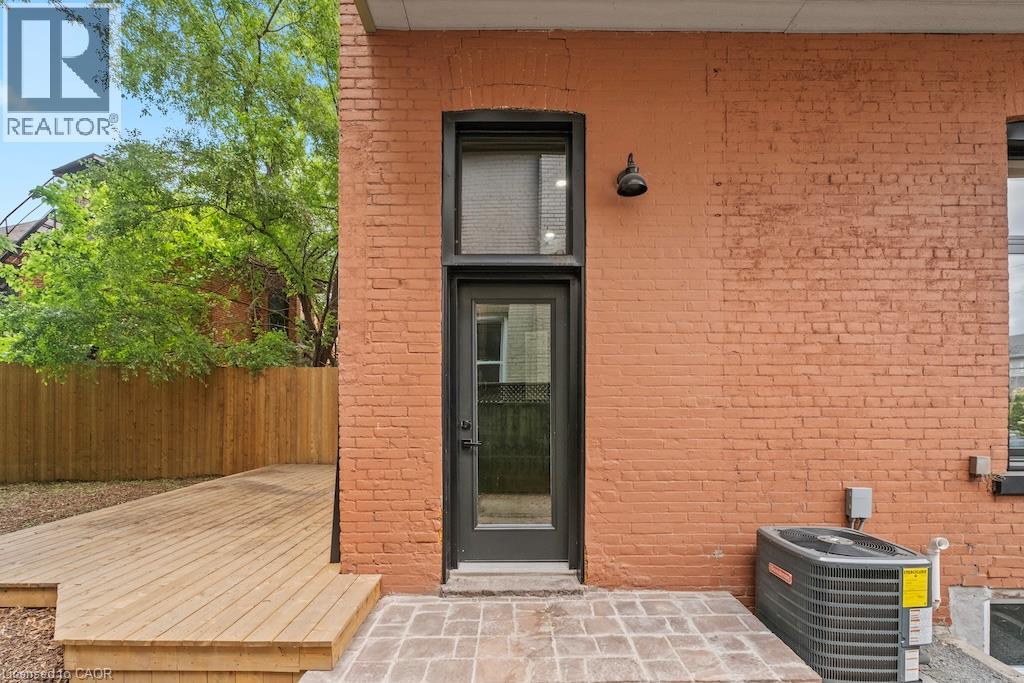 143 Catharine Street N, Hamilton, Ontario  L8R 1J5 - Photo 26 - 40859420
