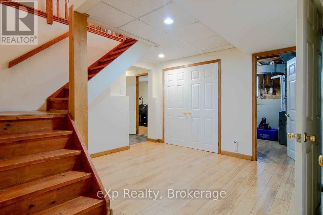 92 Parkside Avenue, South Bruce Peninsula, Ontario  N0H 2T0 - Photo 21 - X13729714