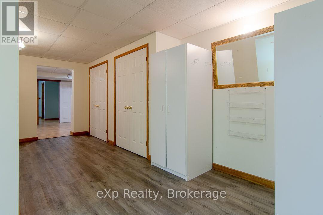 92 Parkside Avenue, South Bruce Peninsula, Ontario  N0H 2T0 - Photo 25 - X13729714